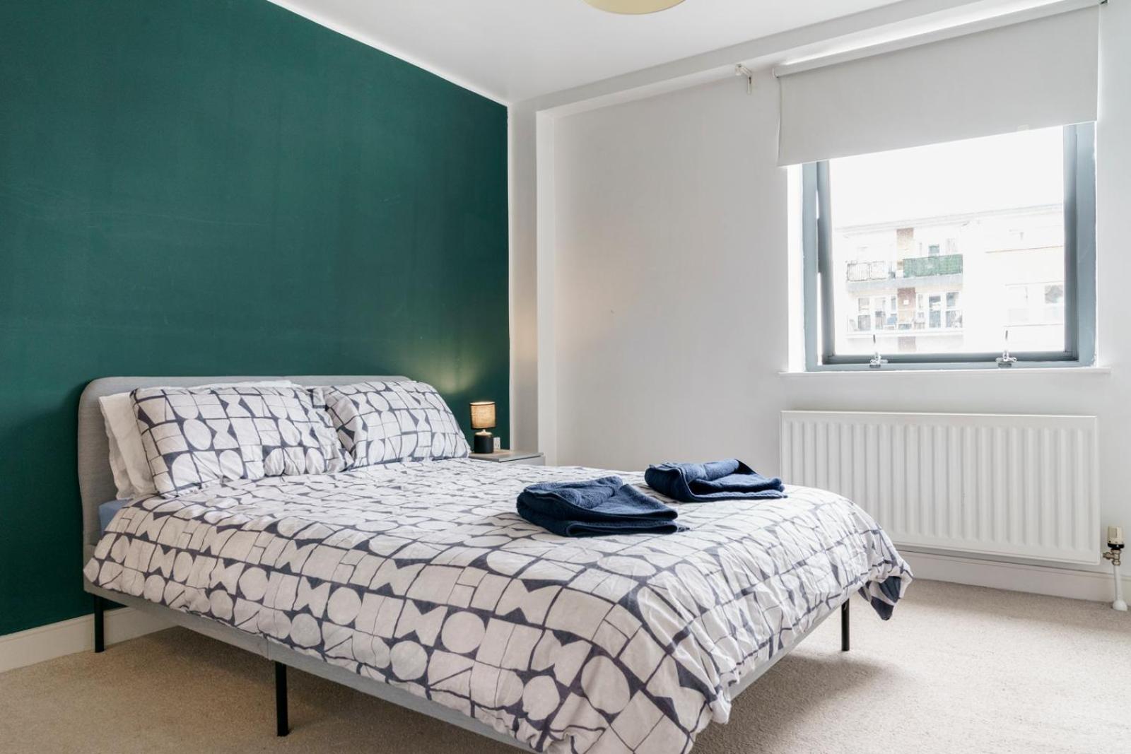 Stylish City Centre 2 Bedroom Apartment With Belfast Cityscape View Dış mekan fotoğraf